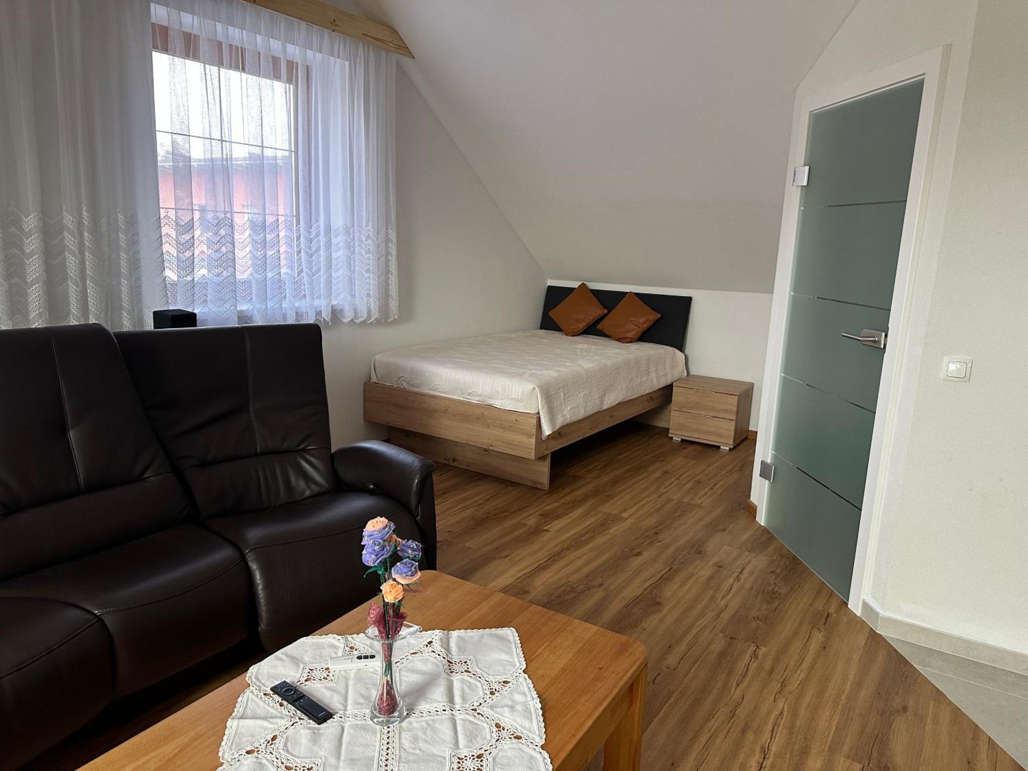 Villa Racing - Privatzimmer In Spielberg Spielberg Bei Knittelfeld Exterior photo